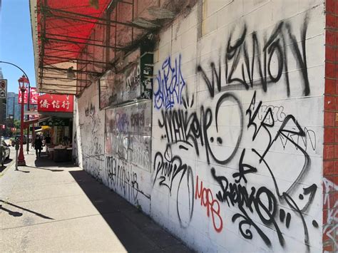 12 Photos of the Vandalization that  .